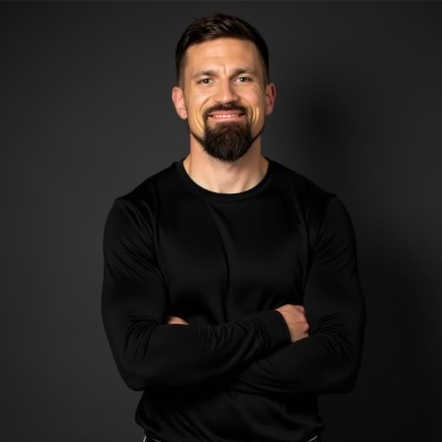 Robert Meyer - Click to view LinkedIn profile